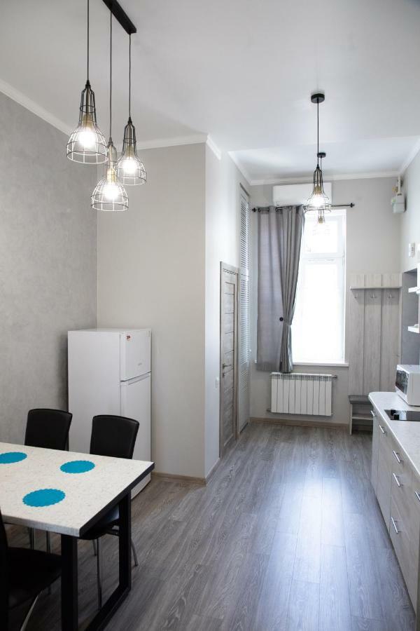 Appartamento Kit Apartament Leopoli Esterno foto